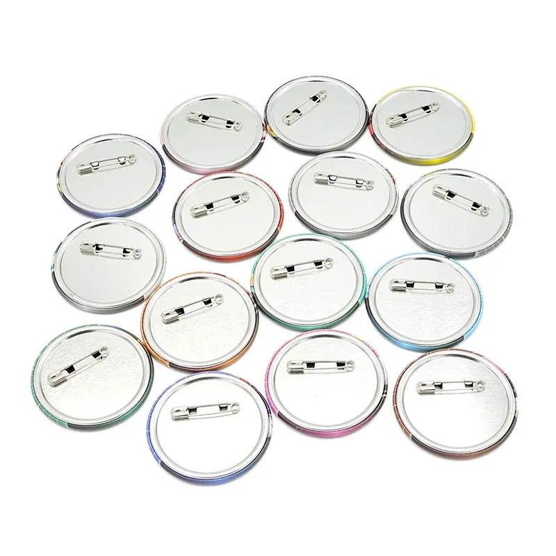 ターフィーショップオンライン | 逃げ馬缶バッジコレクション(単品