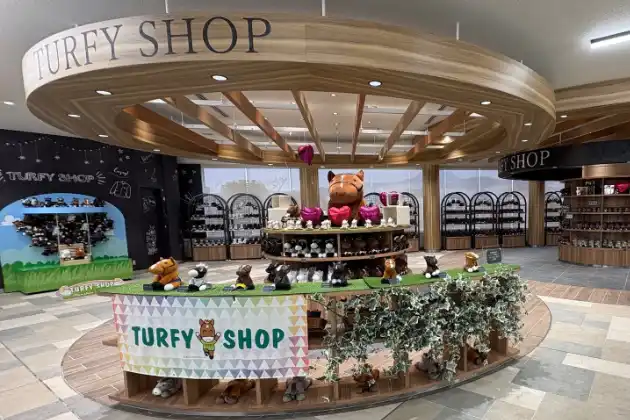 阪神競馬場ターフィーショップイメージ画像ウエスト店